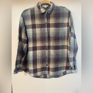 Women’s Plaid Flannel in Pale Green and Blue